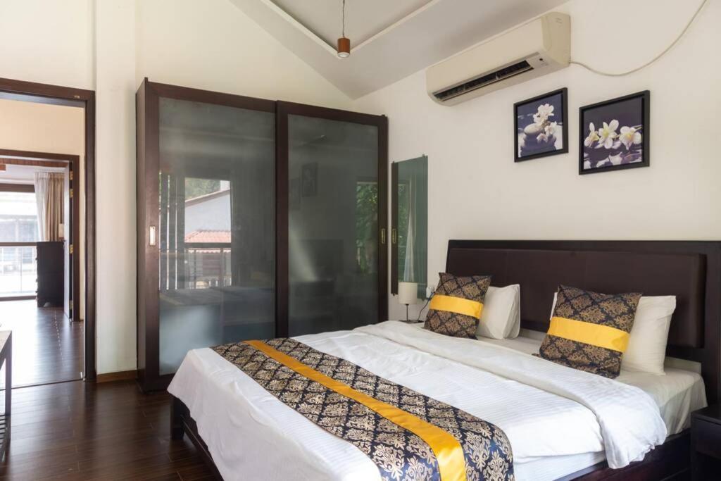 Ochre Villa- Luxury Property In Assagaon / Vagator Bagian luar foto